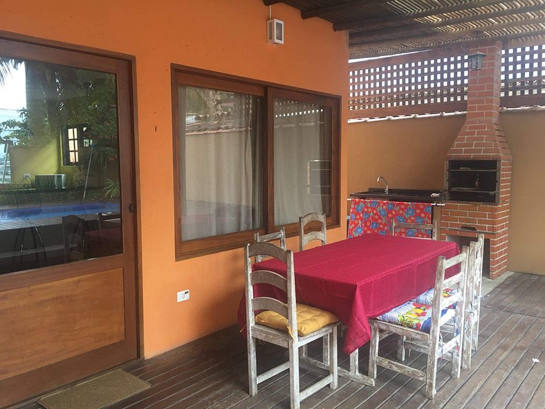 Lirio House. front beach. 3 ensuites, 1km from old center, w