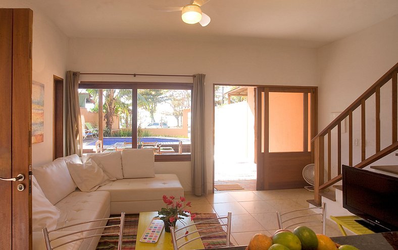 Lirio House. front beach. 3 ensuites, 1km from old center, w